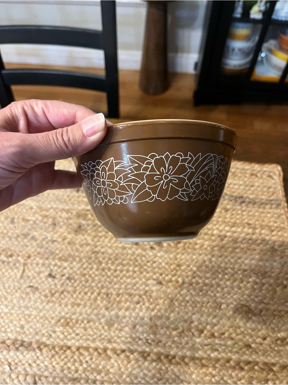 Pyrex 401 Woodland mixing bowl.